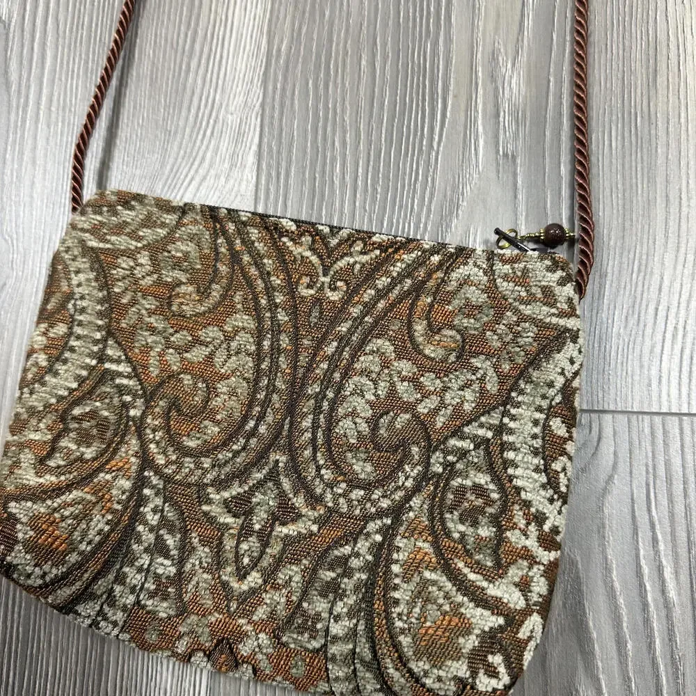 Small Tapestry Rug Bag with Beaded Zipper and Brown‎ Cord Strap
